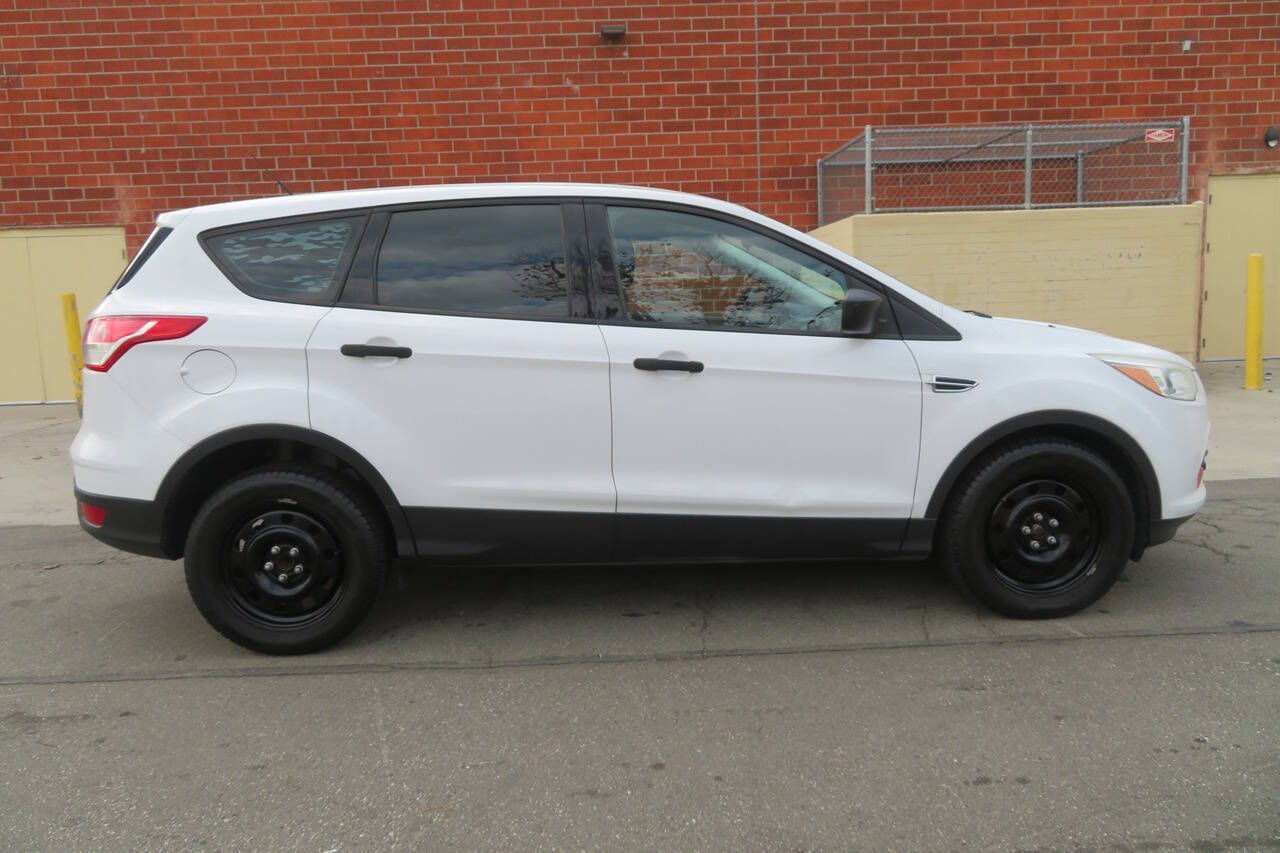 2014 Ford Escape for sale at The Car Vendor LLC in Bellflower, CA