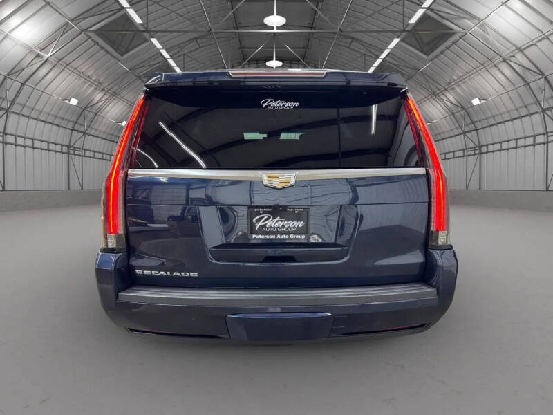 2018 Cadillac Escalade Platinum