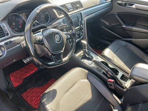 2018 Volkswagen Passat 2.0T R-Line