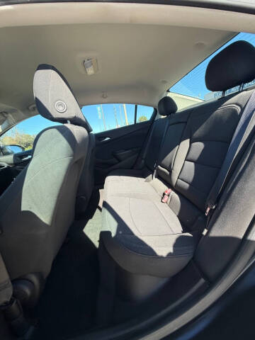 2018 Chevrolet Cruze LT Auto