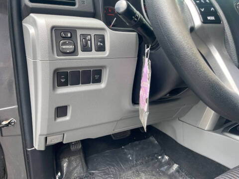 2013 Toyota 4Runner SR5