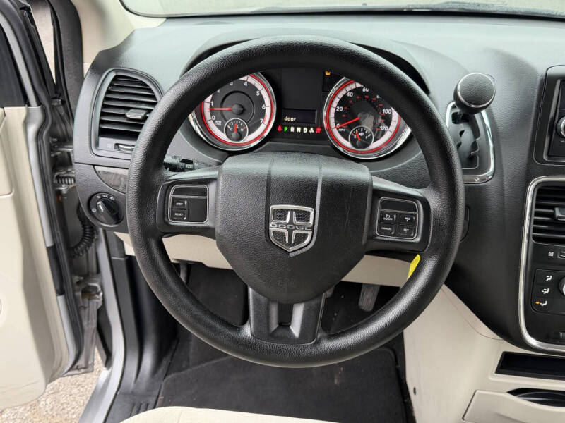 2016 Dodge Grand Caravan American Value Package