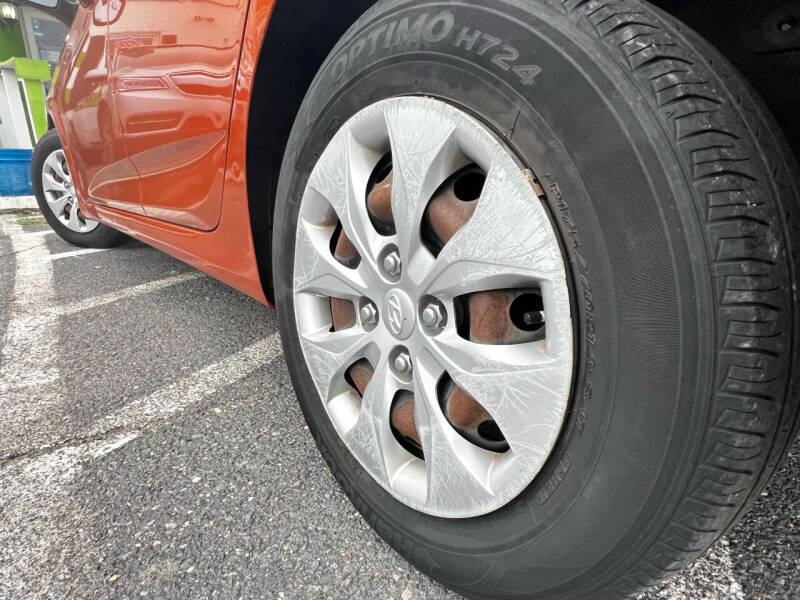 2015 Hyundai Accent GS