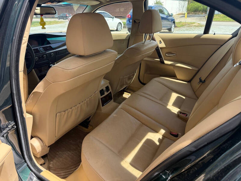 2005 BMW 5 Series 530i