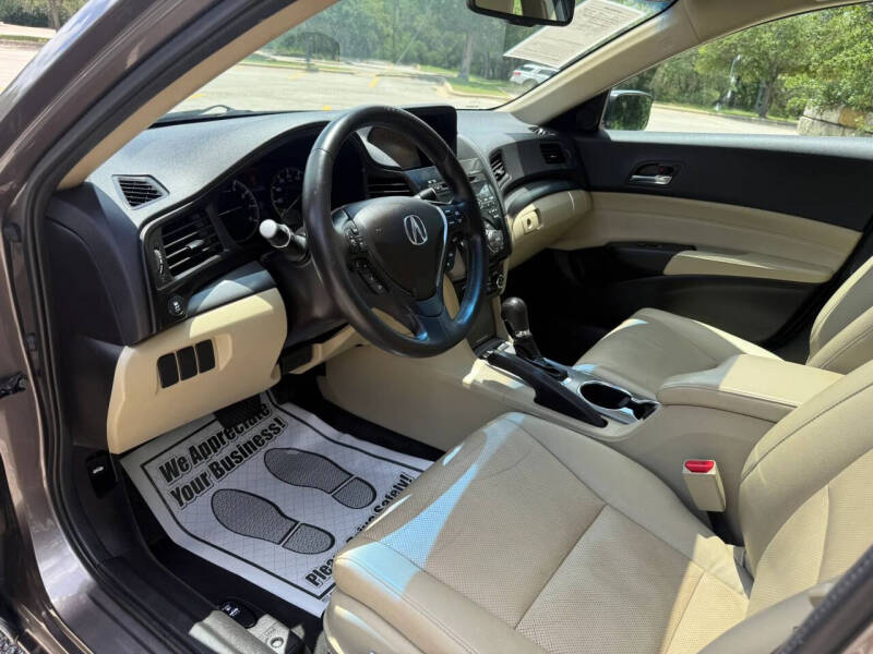 2015 Acura ILX 2.0L w/Tech