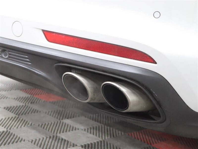 2017 Porsche Panamera 4S