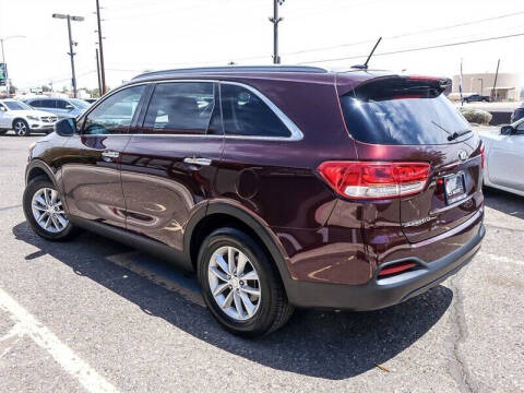 2017 Kia Sorento LX