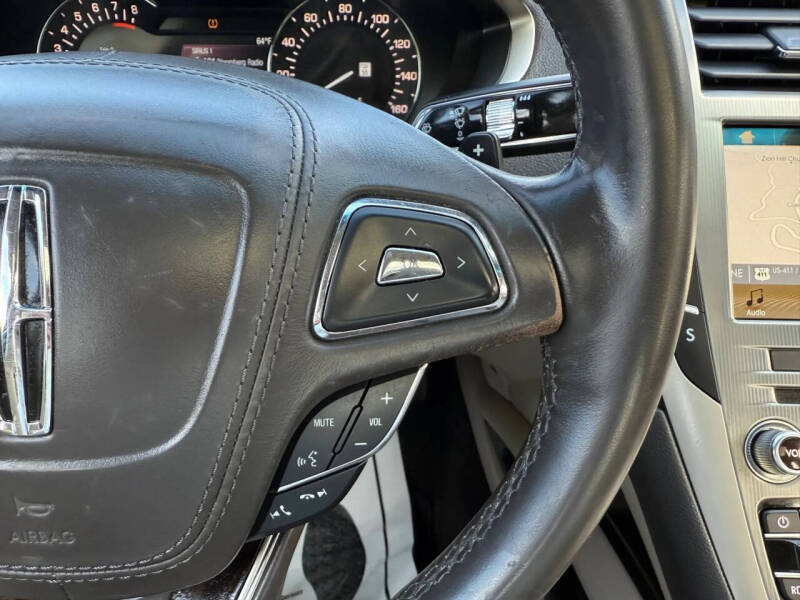 2017 Lincoln MKZ Select