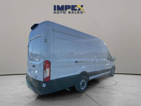 2025 Ford Transit 250