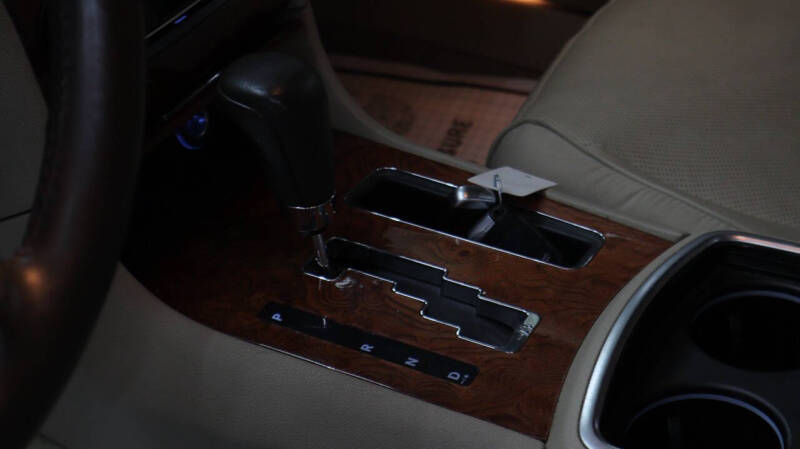 2011 Chrysler 300 Limited