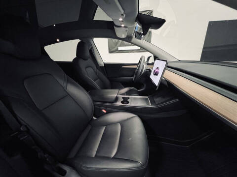 2024 Tesla Model Y Long Range