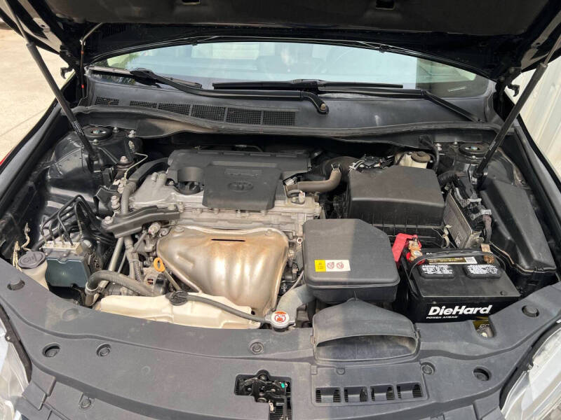 2017 Toyota Camry LE