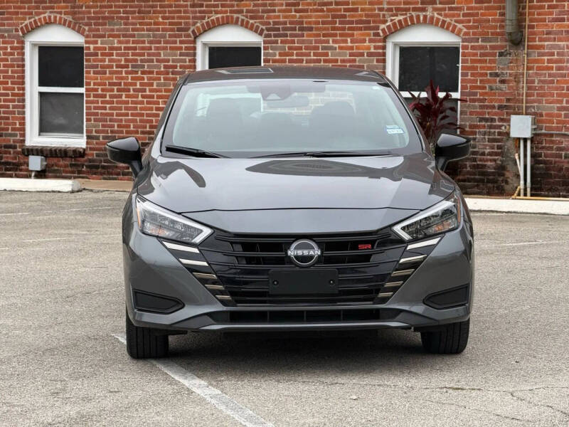 2025 Nissan Versa SR