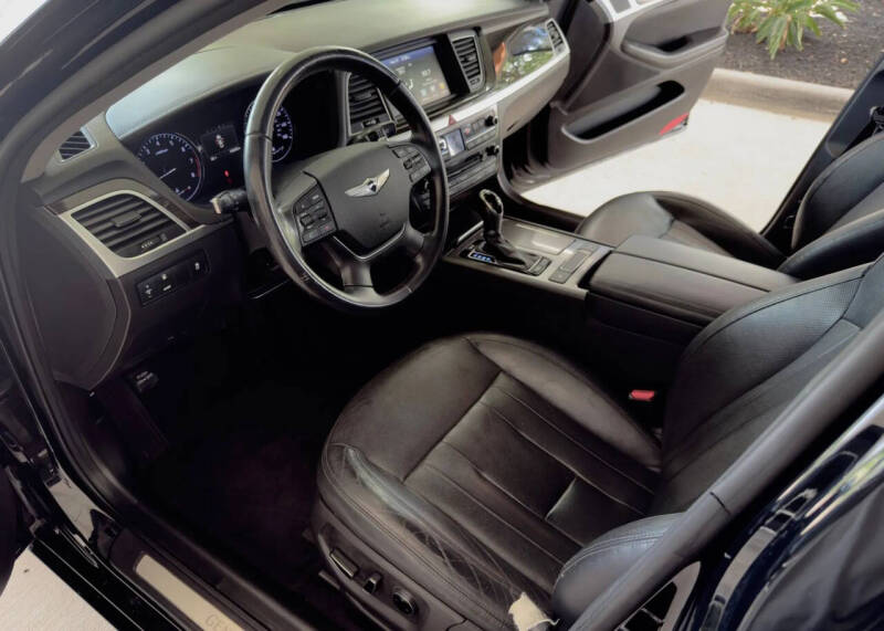 2016 Hyundai Genesis