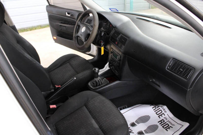 2004 Volkswagen Golf GL