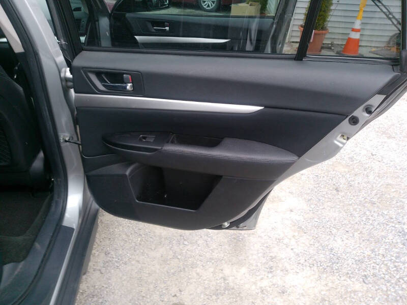 2011 Subaru Outback 2.5i Premium