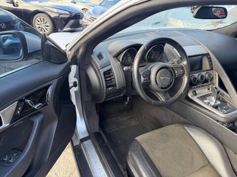 2017 Jaguar F-TYPE Premium