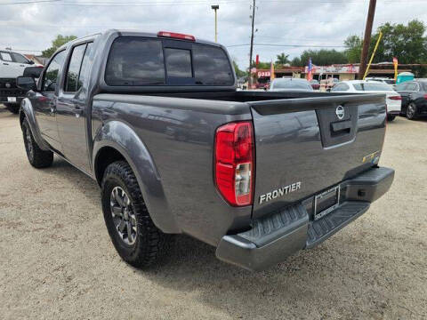 2019 Nissan Frontier Desert Runner