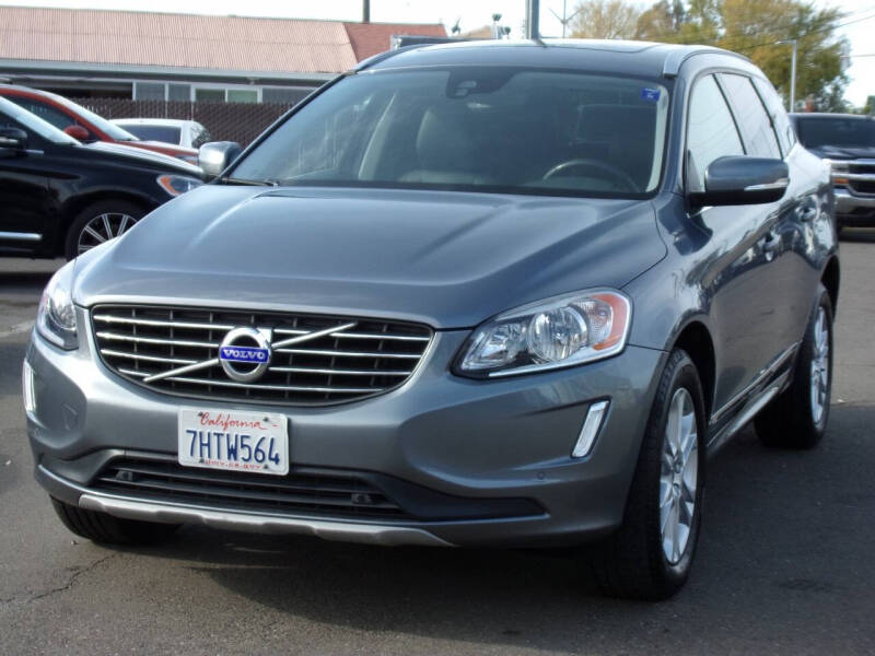 2016 Volvo XC60 T5 Drive-E Premier