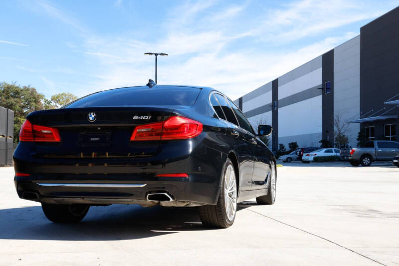 2017 BMW 5 Series 540i