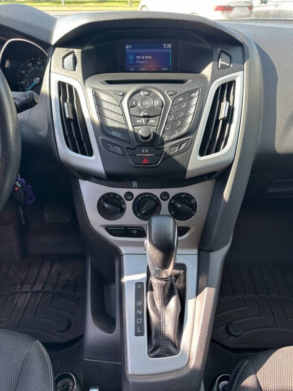 2014 Ford Focus SE