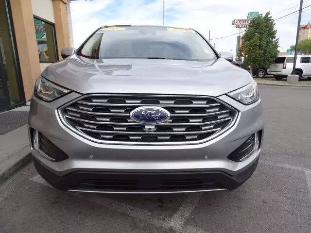 2020 Ford Edge Titanium