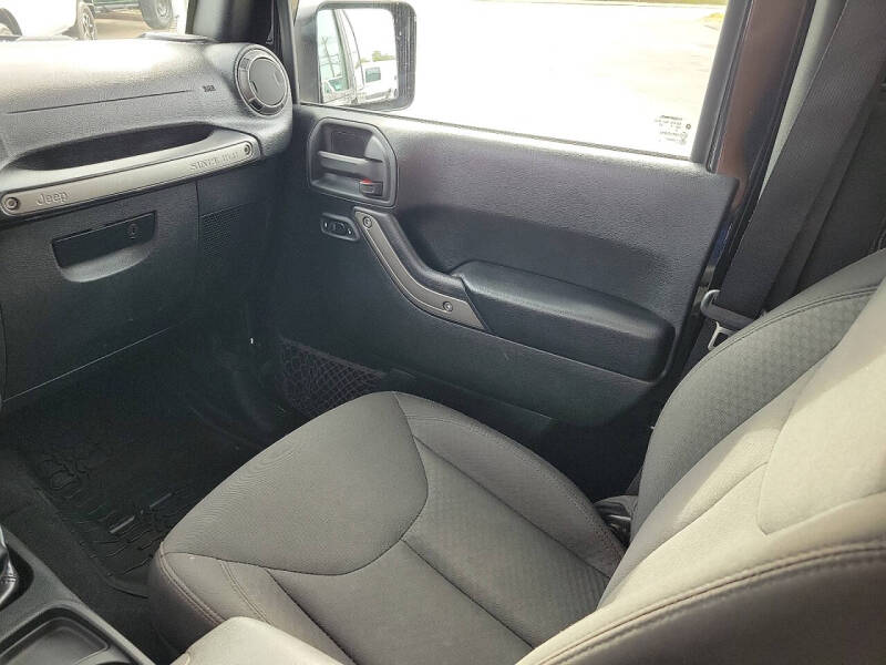 2017 Jeep Wrangler Sport