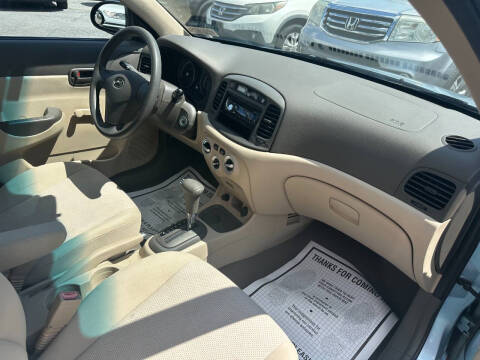 2009 Hyundai Accent GLS