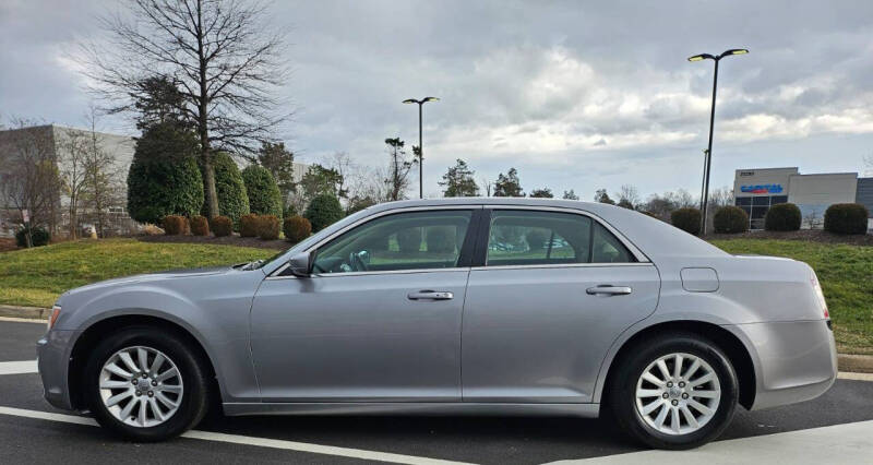 Used 2014 Chrysler 300 Base with VIN 2C3CCAAG4EH211554 for sale in Chantilly, VA