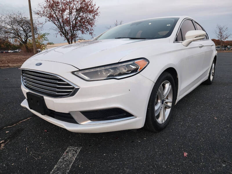 2018 Ford Fusion Hybrid SE's photo