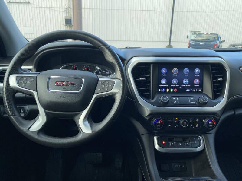 2023 GMC Acadia SLE