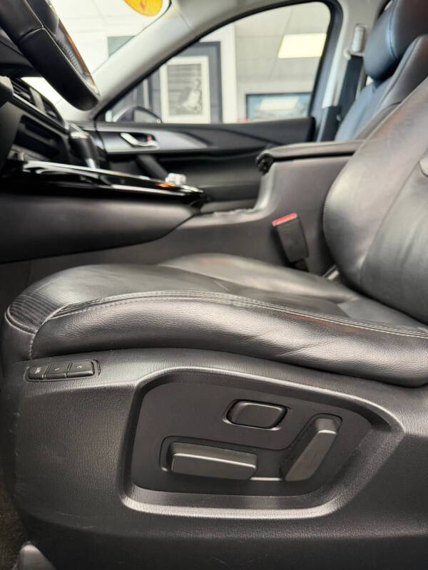 2023 Mazda CX-9 Touring Plus