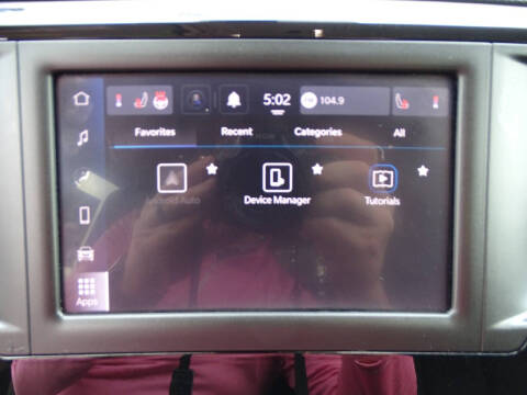 2023 Chrysler Voyager LX