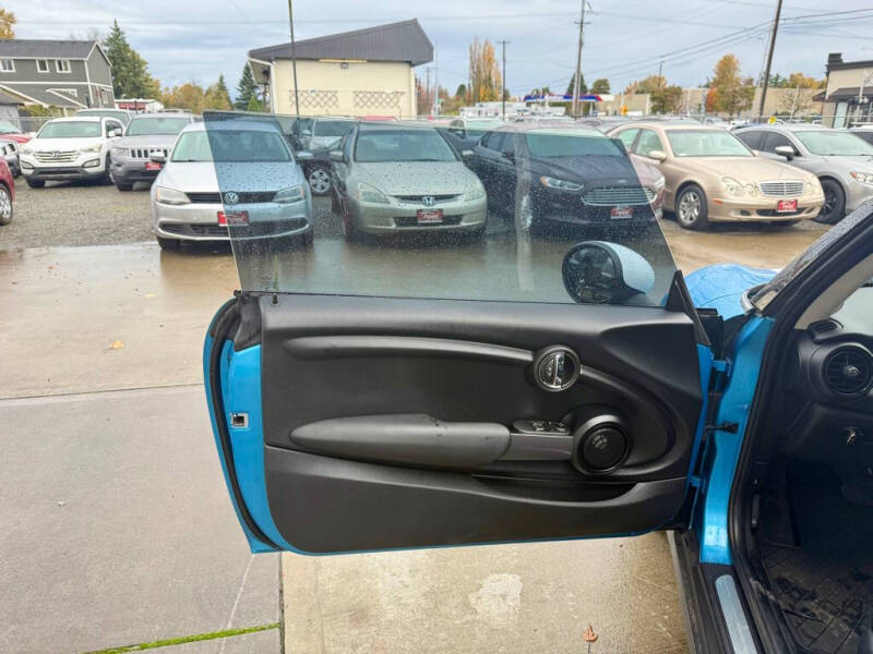 2016 MINI Hardtop 2 Door Cooper