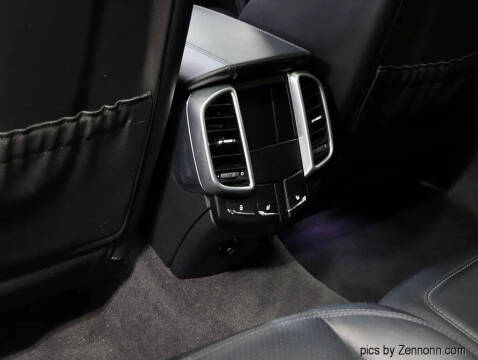 2015 Porsche Cayenne Turbo