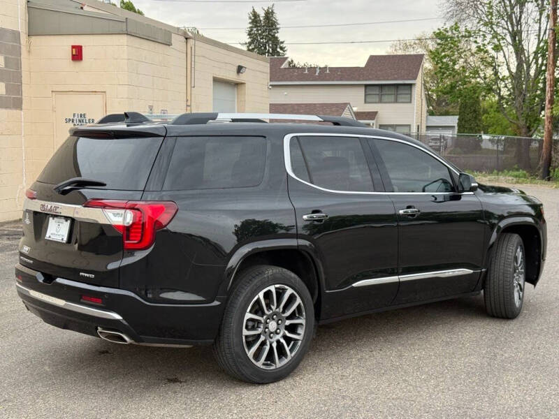 2021 GMC Acadia Denali