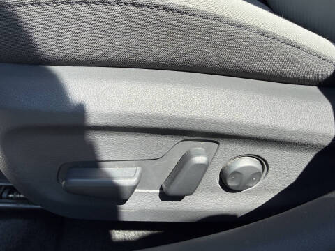 2022 Hyundai Ioniq Hybrid SE