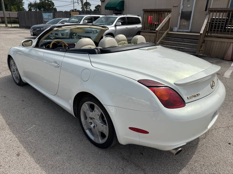 2003 Lexus SC 430
