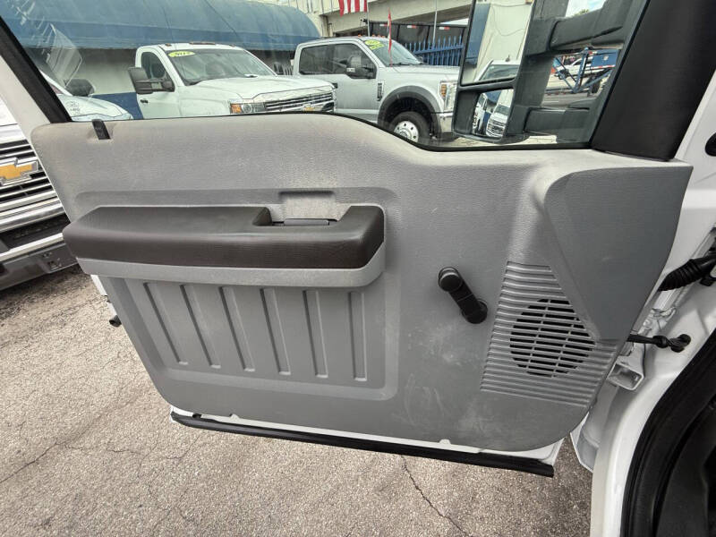 2015 Ford F-350 Super Duty XL