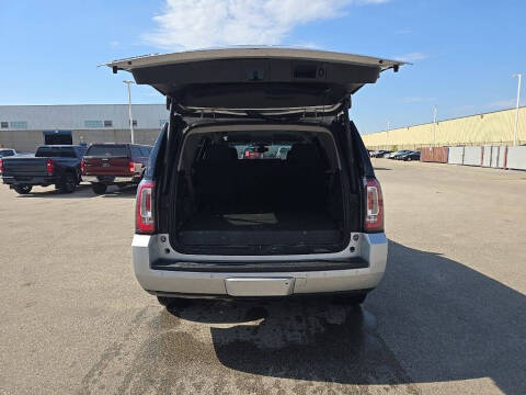 2015 GMC Yukon SLE