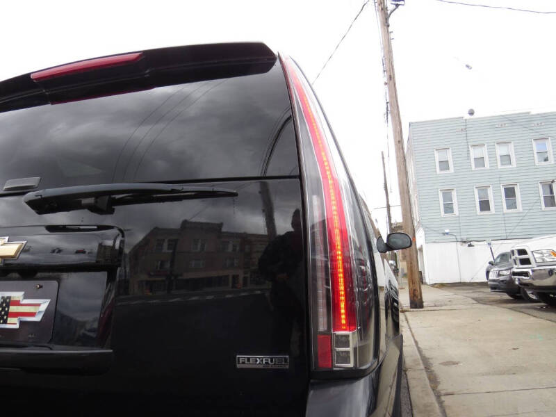 2008 Chevrolet Suburban LTZ