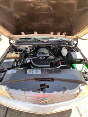 2005 Cadillac Escalade