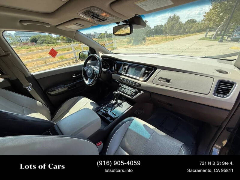 2016 Kia Sedona Limited