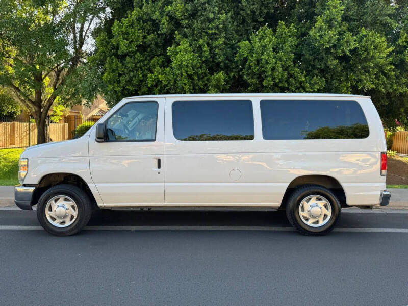 2014 Ford E-Series E-150 XLT