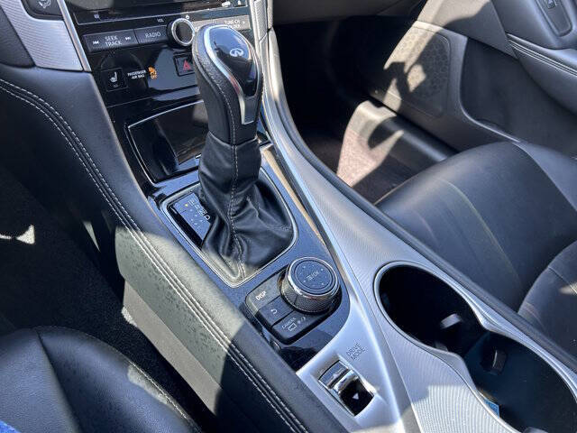 2021 Infiniti Q50 Luxe