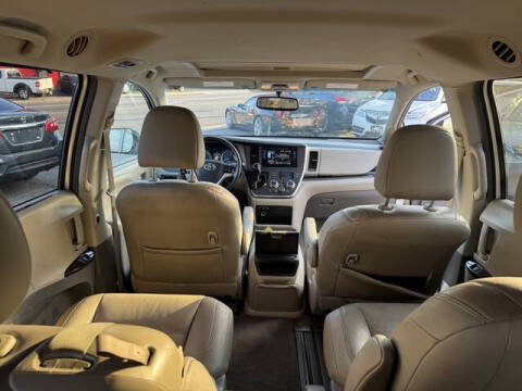 2015 Toyota Sienna
