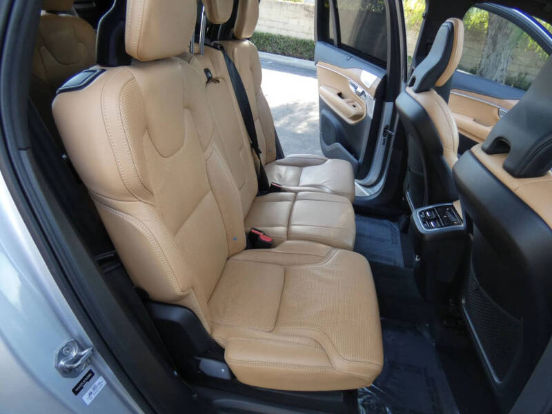 2019 Volvo XC90 T6 Inscription