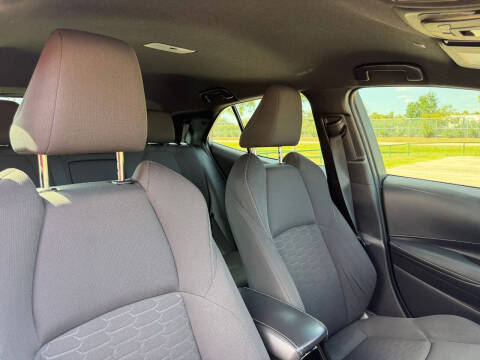 2023 Toyota Corolla Hatchback SE