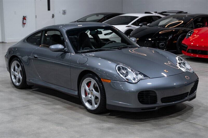 2004 Porsche 911 Carrera 4S