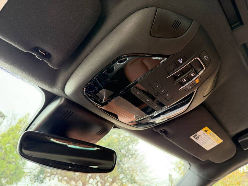 2022 Maserati Ghibli Modena Q4